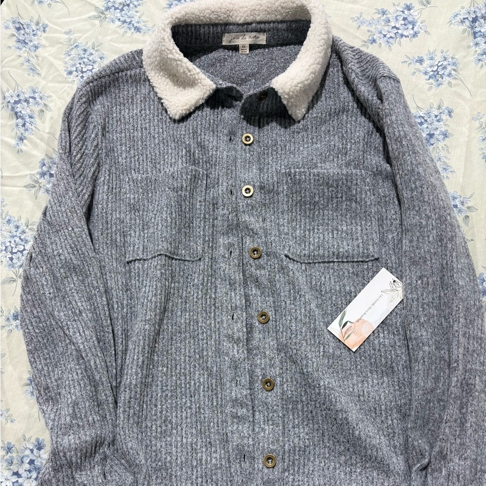 Women's Gray Button Down Shirt with Sherpa Collar